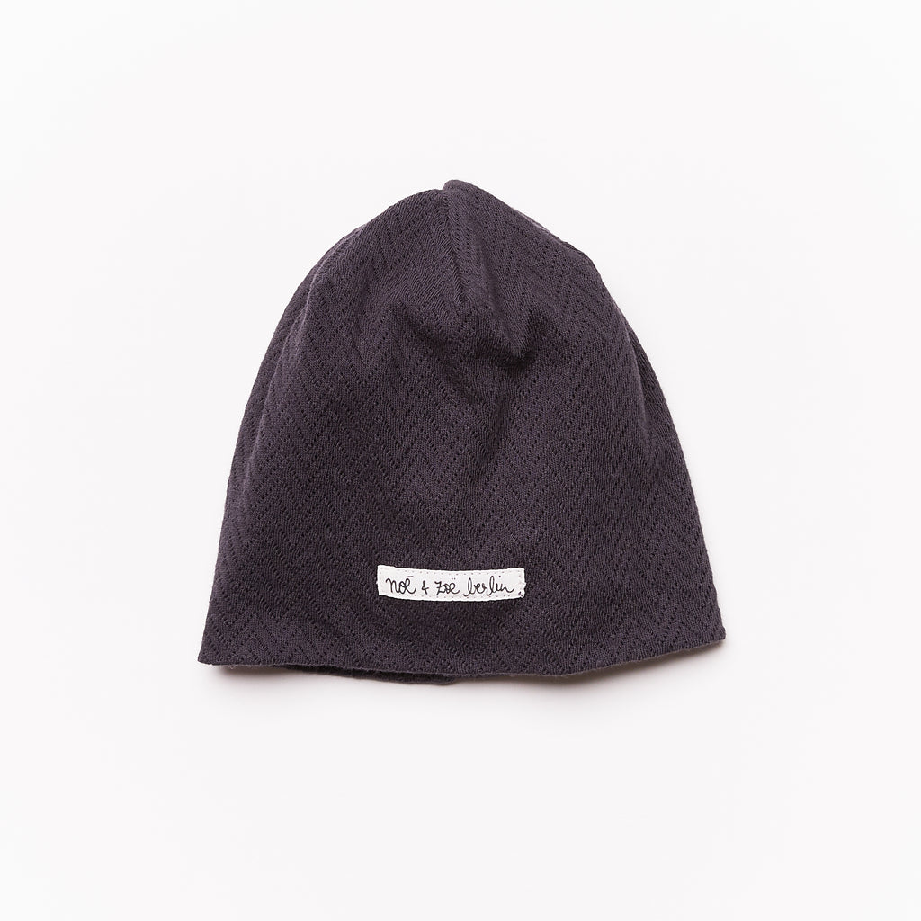 Baby Beanie // anthrazit // SAMPLE