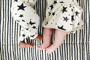Baby Leggings // black stars